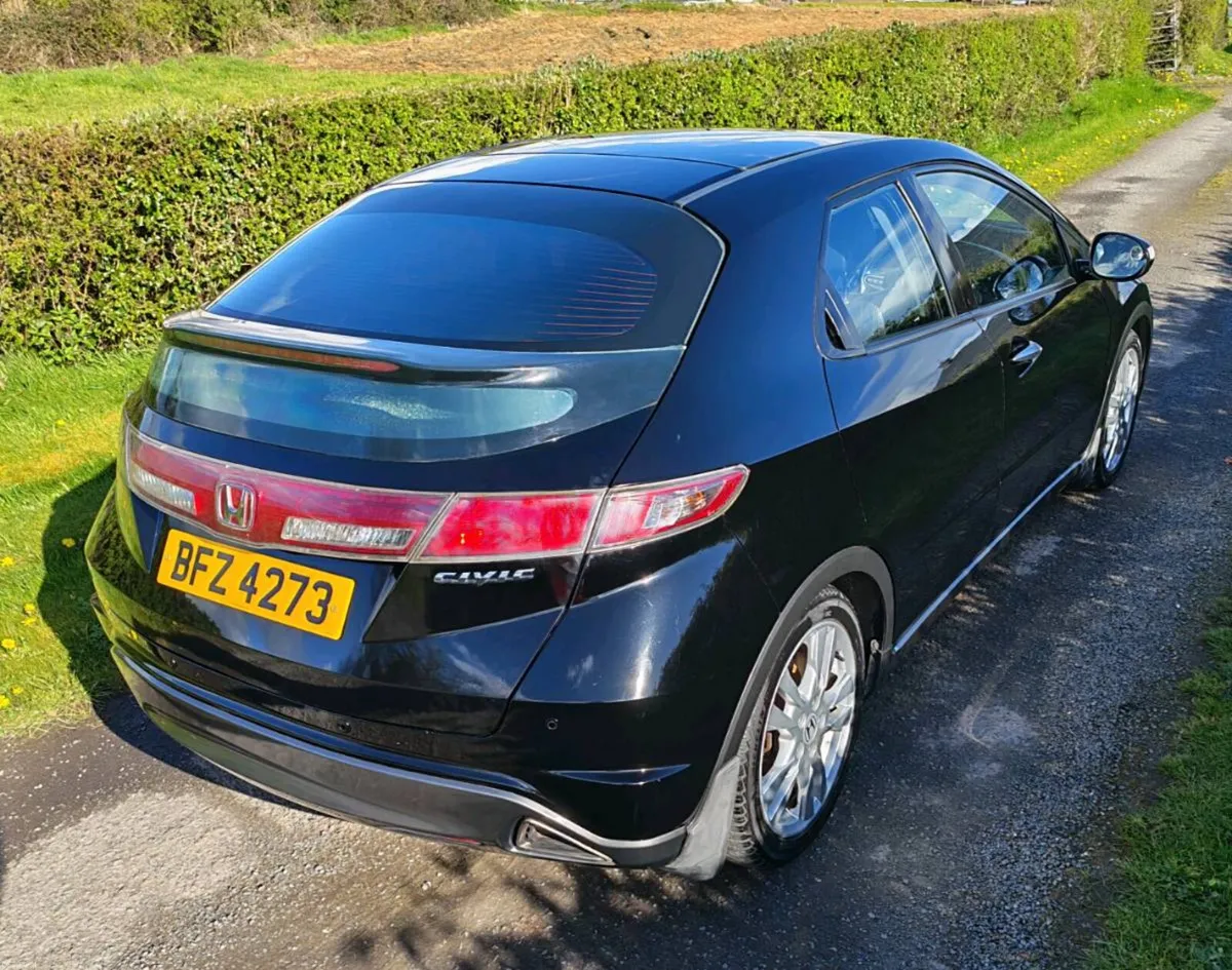 2010 Honda Civic EX 1.8 Petrol - Image 3