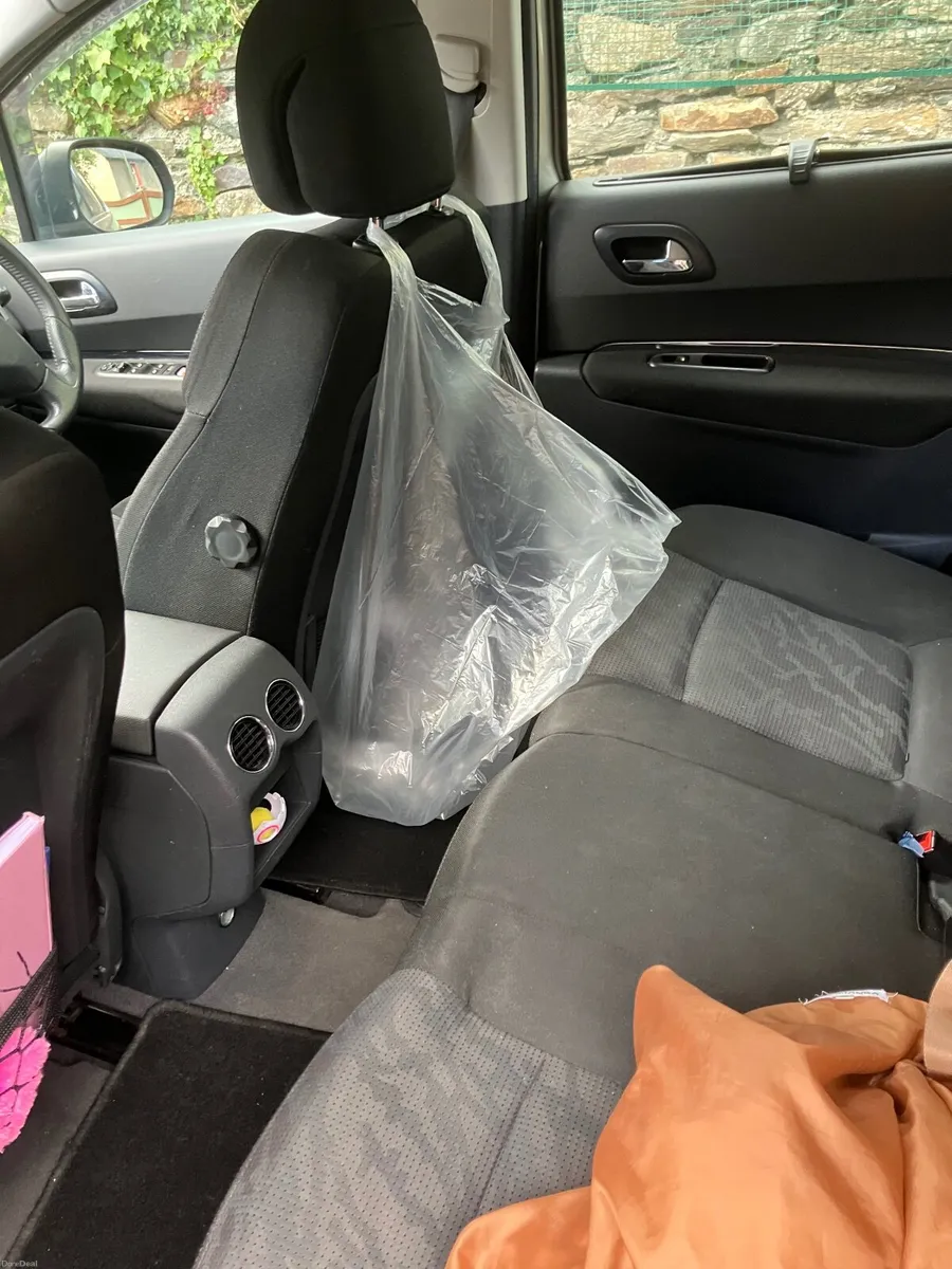 Peugeot 3008 2011 - Image 1