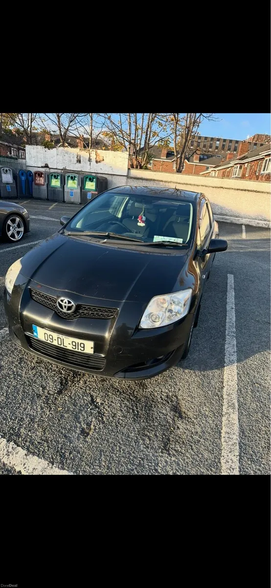 Toyota auris - Image 2