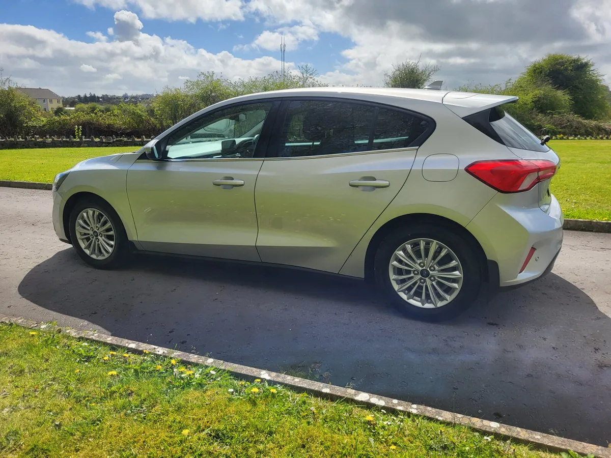 Ford Focus  TITANIUM  DIESEL  NEW NCT. - Image 4