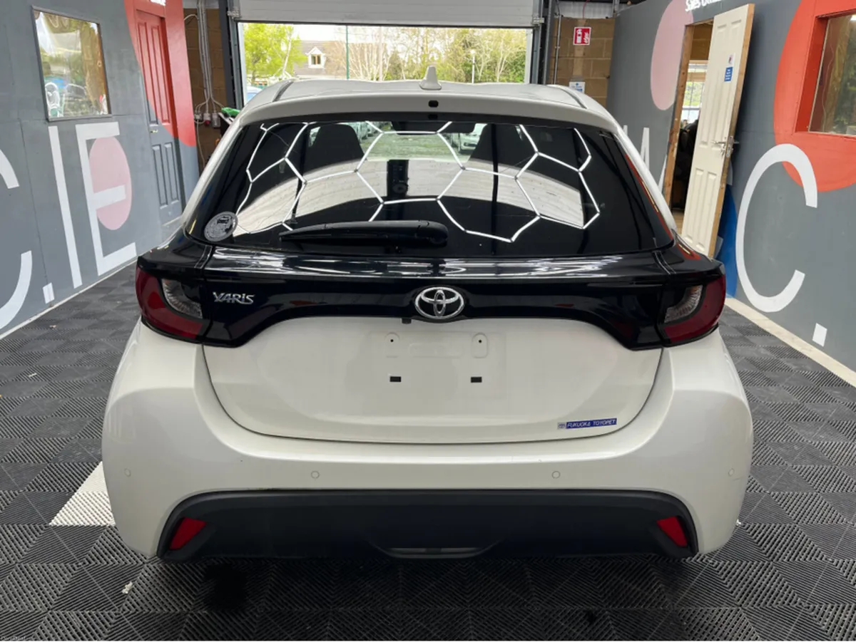 Toyota Yaris 2021 TOYOTA YARIS X 1.0 AUTOMATIC / R - Image 3