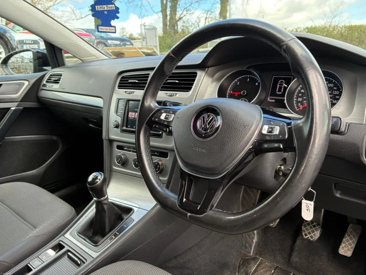 Volkswagen Golf 1.6 TDI MATCH EDITION BLUEMOTION - Image 3