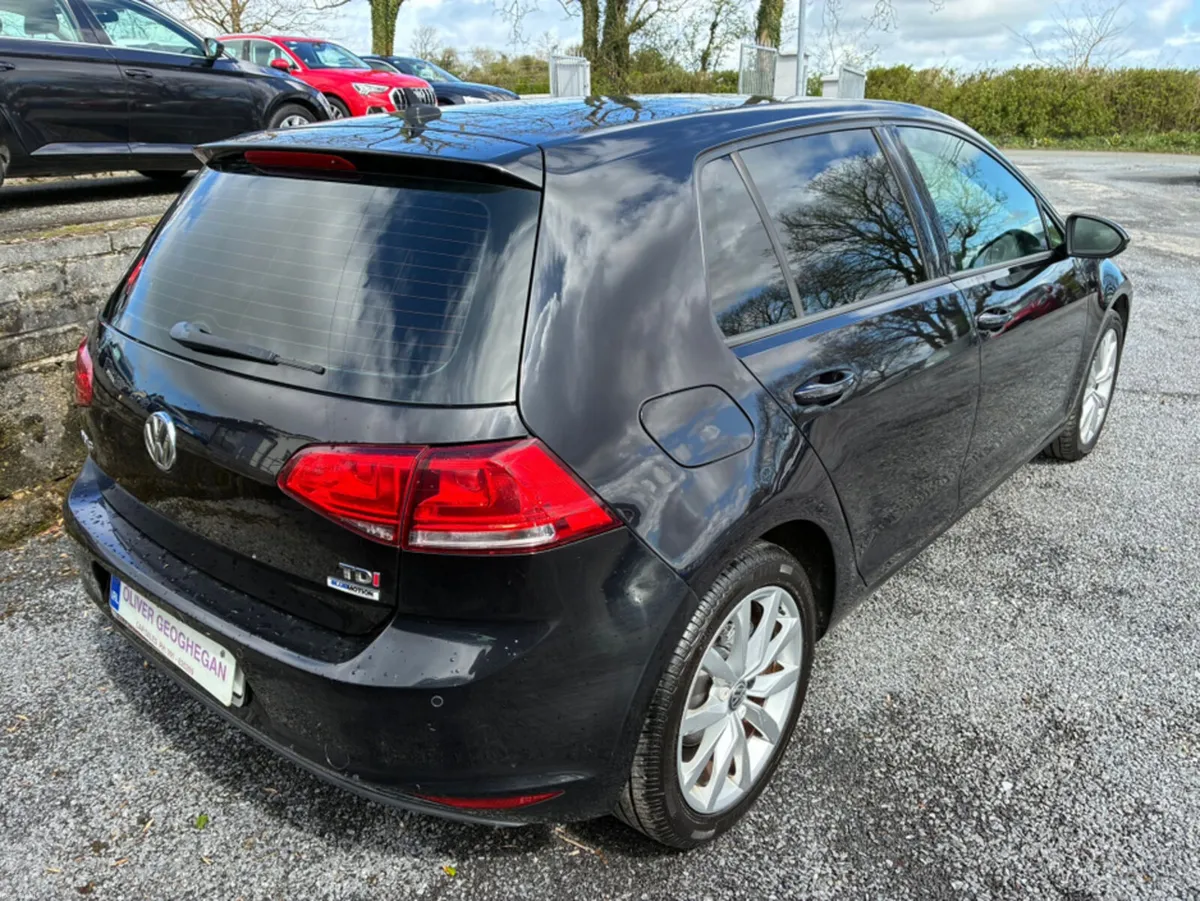 Volkswagen Golf 1.6 TDI MATCH EDITION BLUEMOTION - Image 2