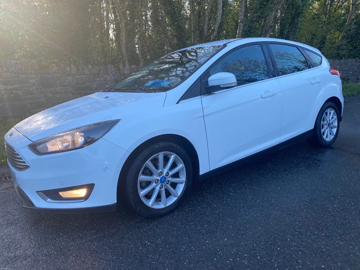 FORD FOCUS SPORT 🏏 NCT & YAX NICE CAR - Image 3