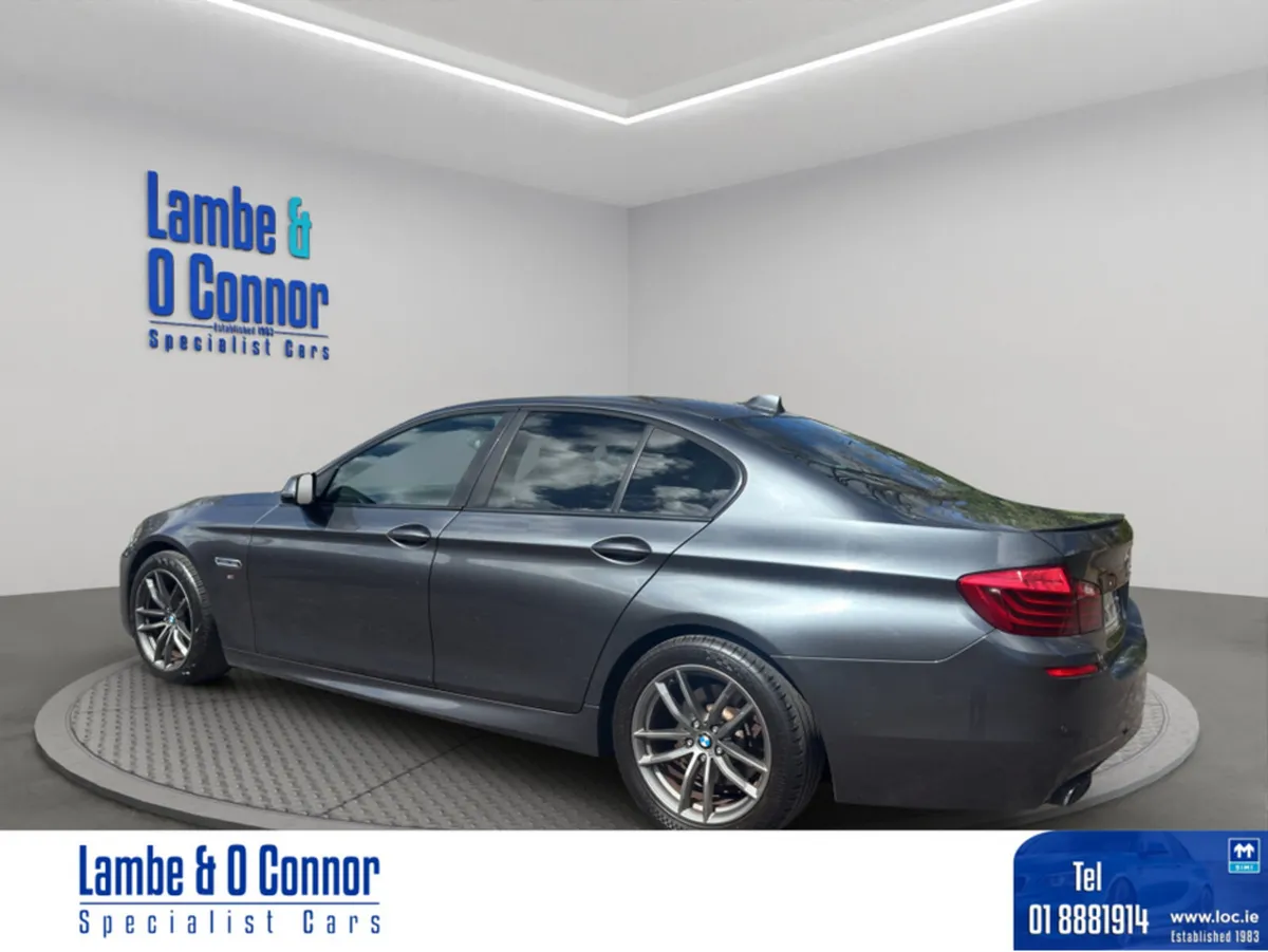 BMW 5-Series 520d  M SPORT AUTO *** GREY MET / BLA - Image 3
