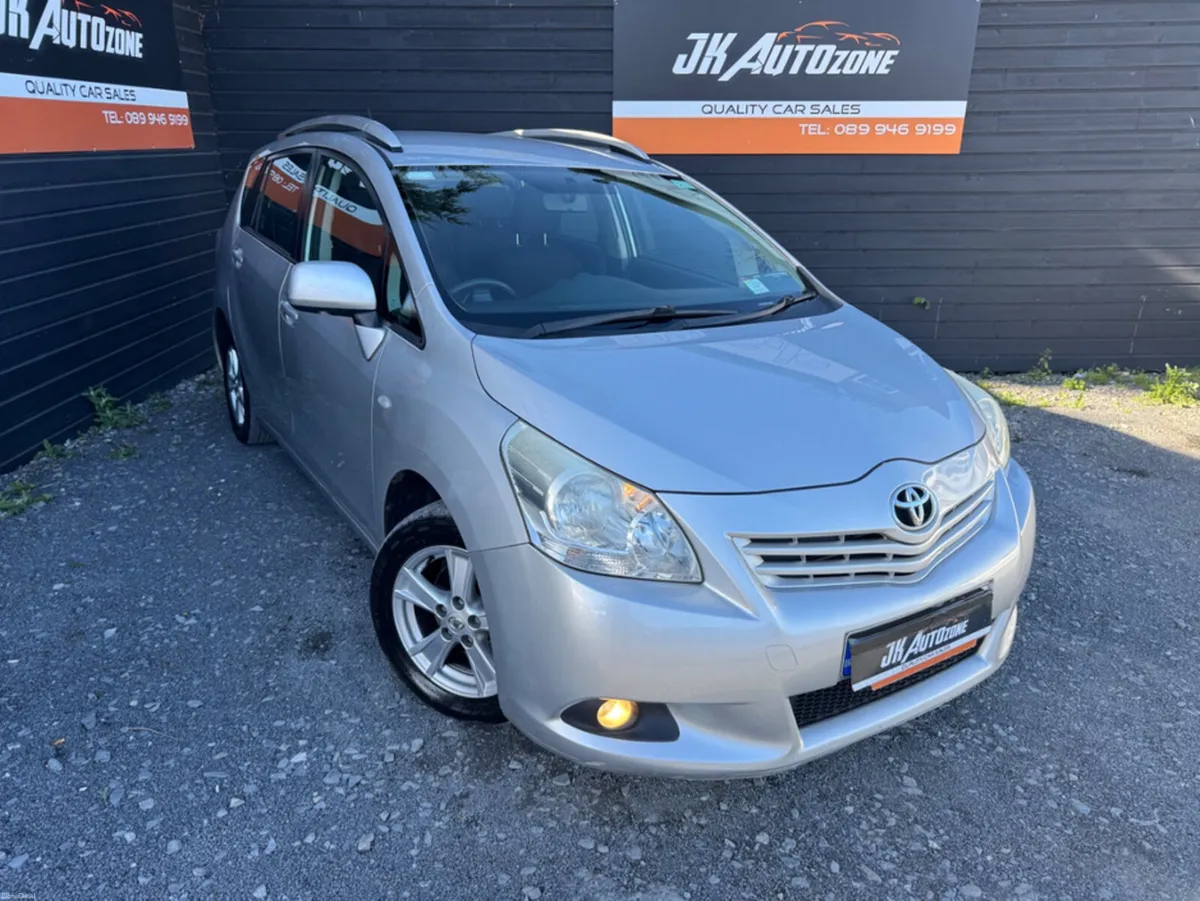 Toyota Verso D-4D T2 5DR 2.0 - Image 1