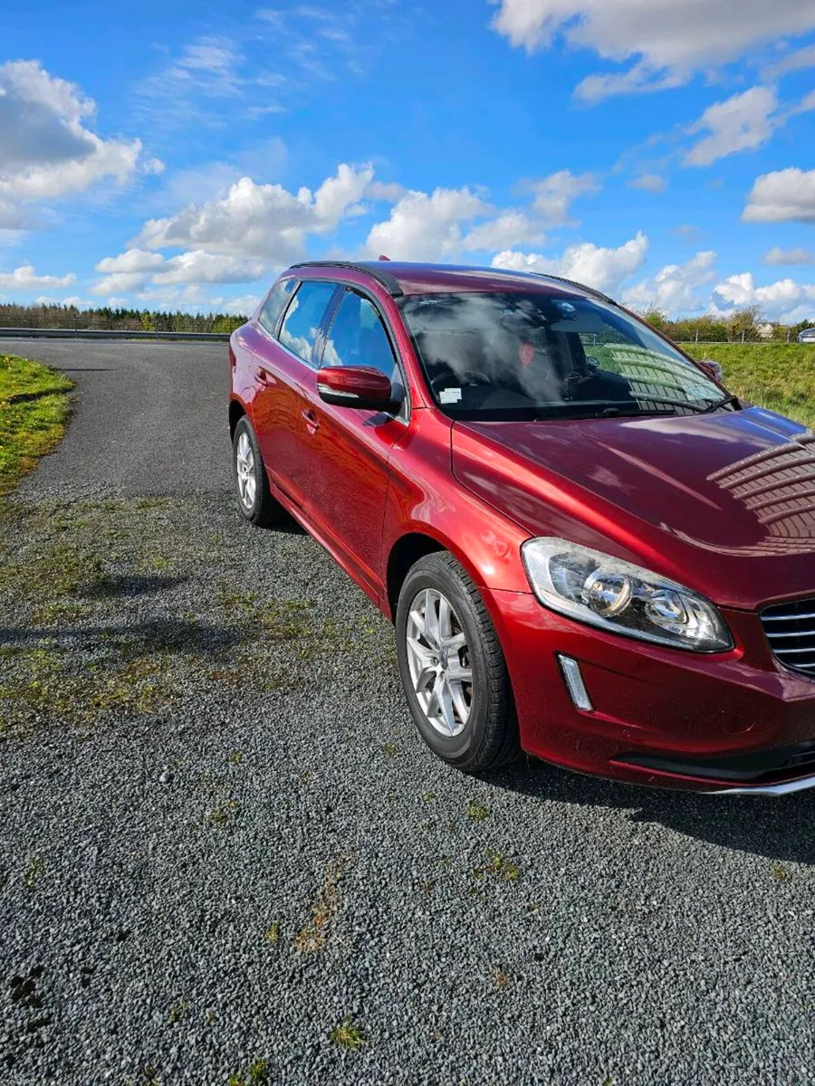 Volvo xc60 - Image 2