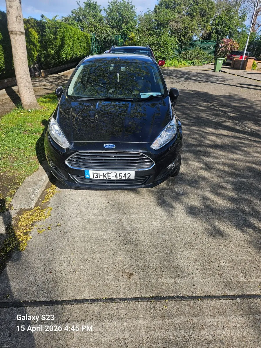 2013 FORD FIESTA 1.0LTR 3DR PETROL NCT 01/27 - Image 2
