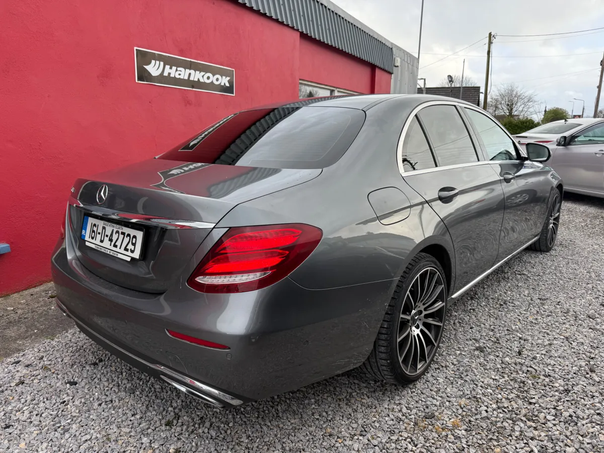 Mercedes-Benz E-Class 2016 E220 - Image 4