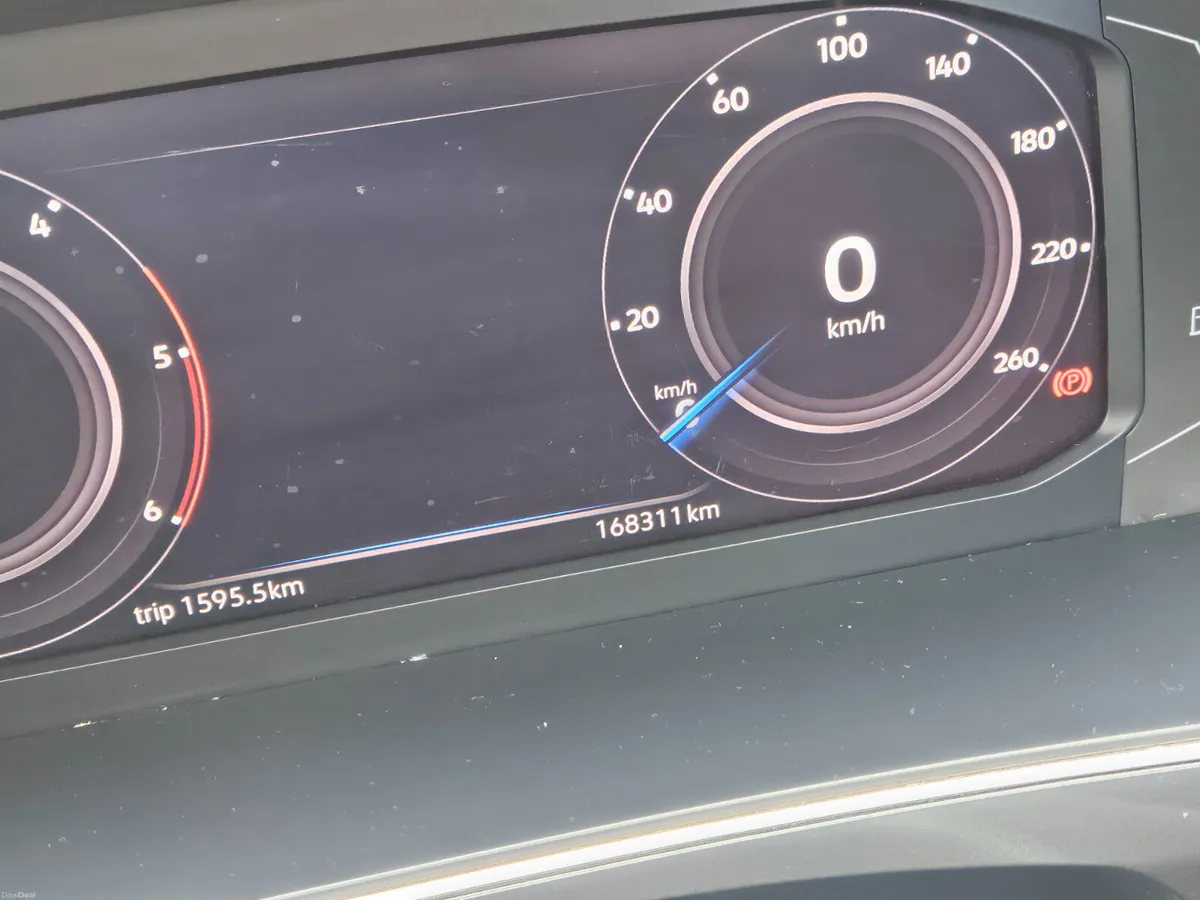 Volkswagen Tiguan R line 7 seater - Image 3