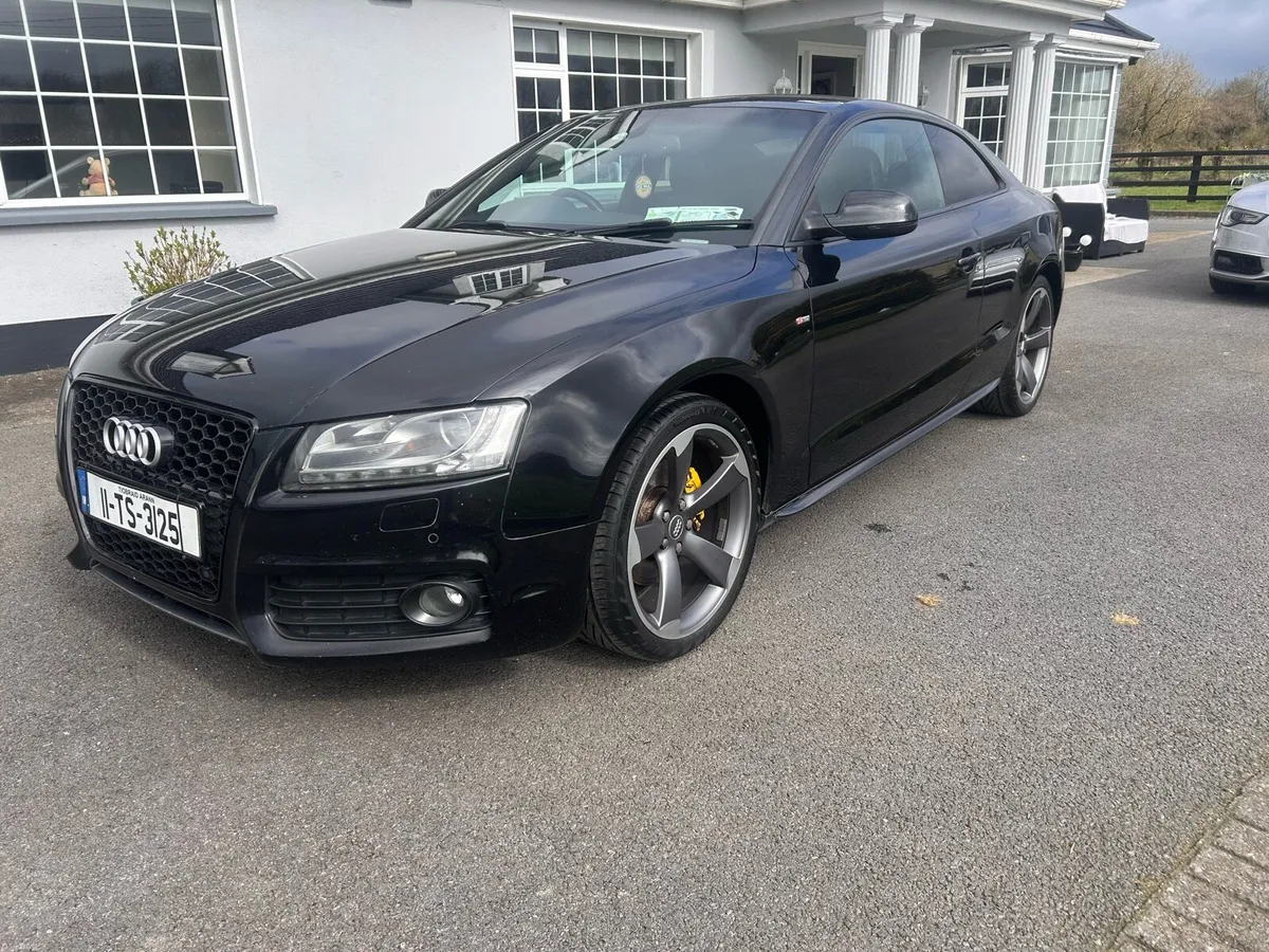Audi a5 s line Quattro black edition - Image 3