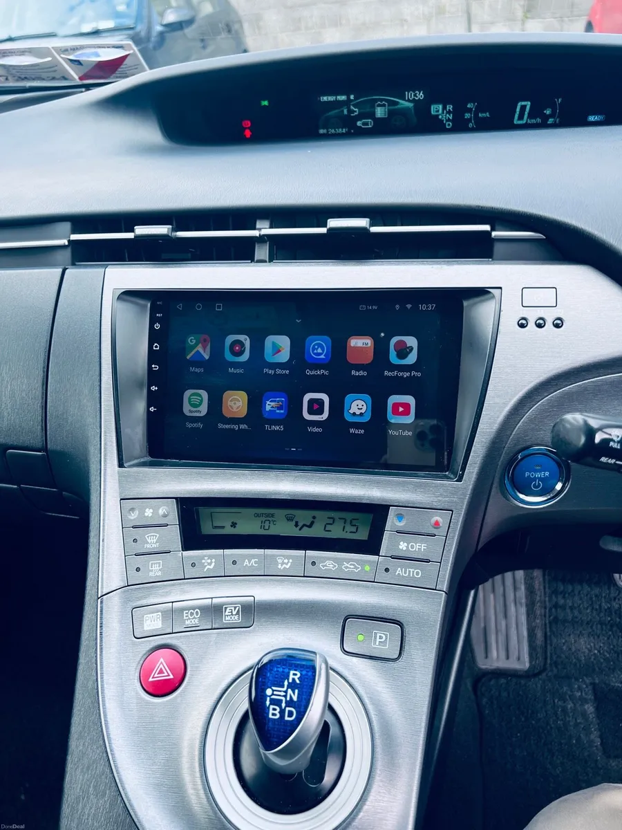 Toyota Prius - Image 4