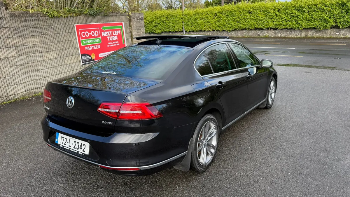 VOLKSWAGEN PASSAT GT MODEL NEW NCT - Image 3