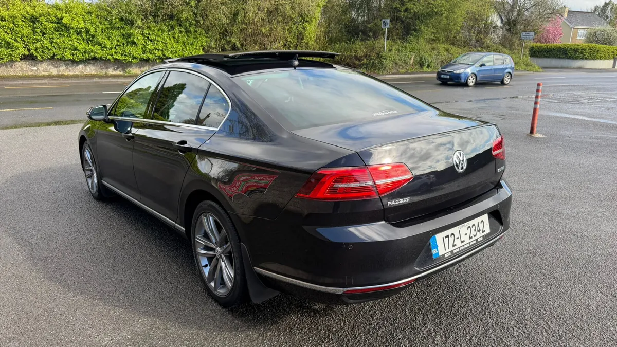 VOLKSWAGEN PASSAT GT MODEL NEW NCT - Image 4