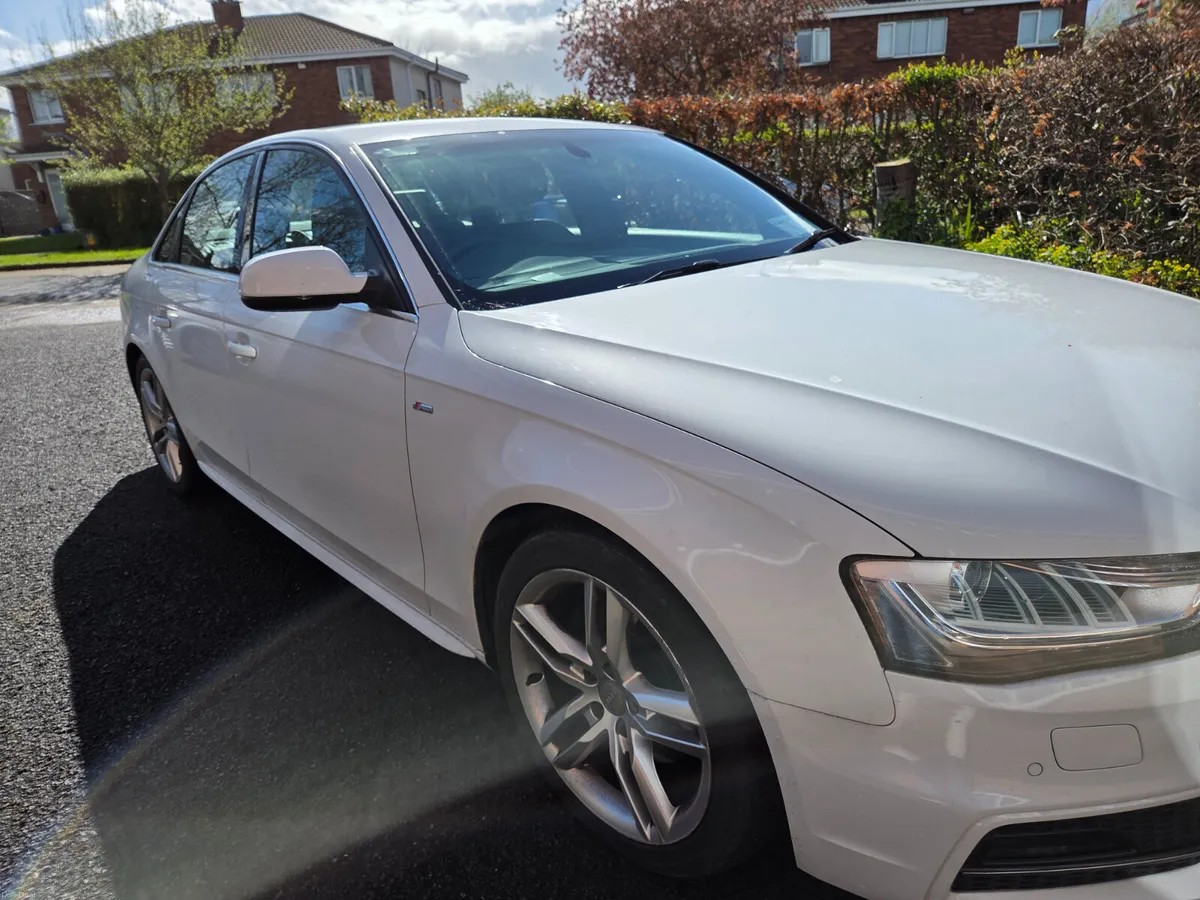 Audi A4 2014 - Image 1