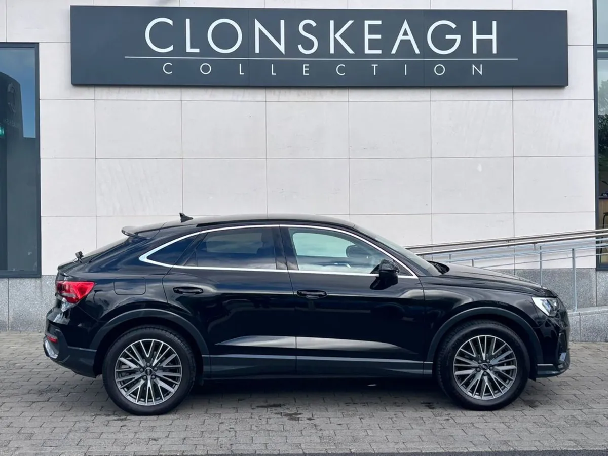 Audi Q3 Sportback E- SB Tfsi E 245 S Tronic S - Image 4