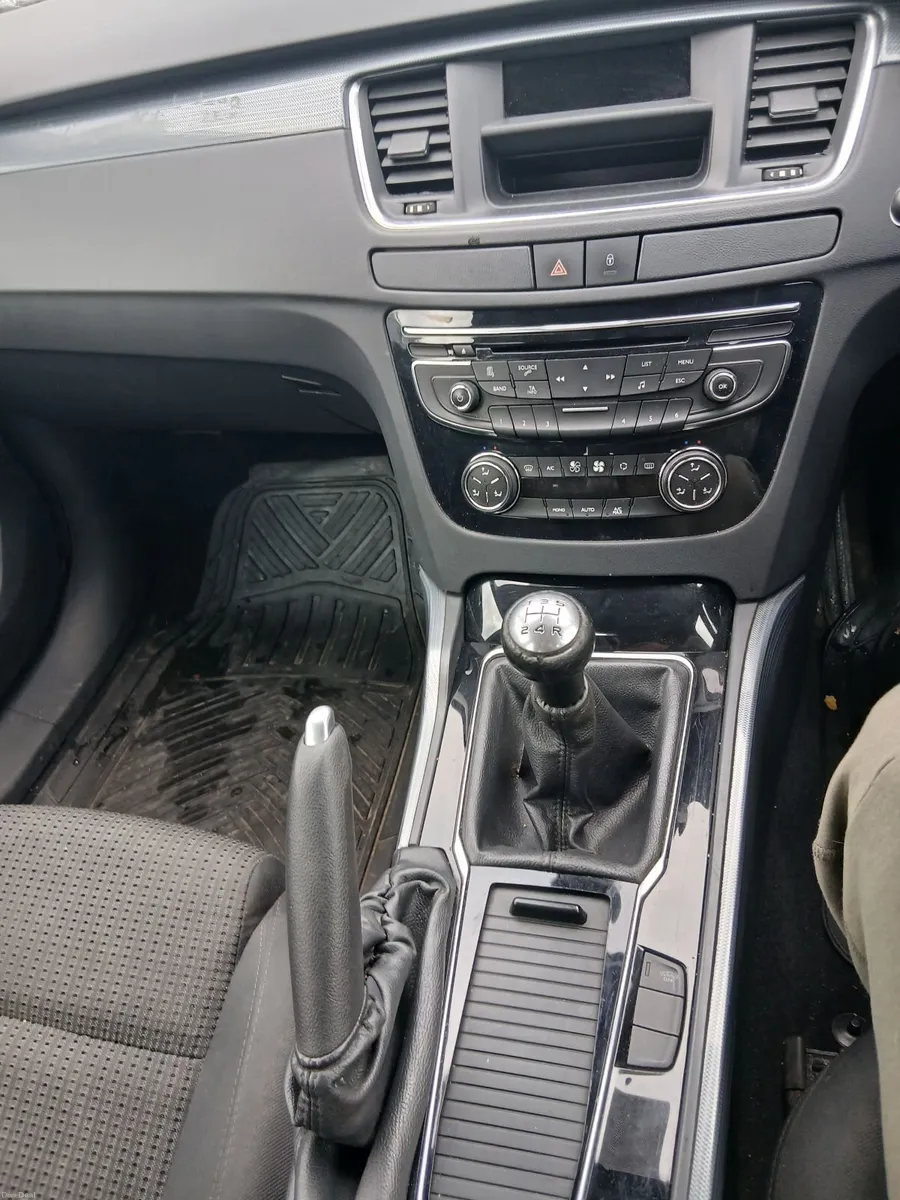 Peugeot 508 2011 - Image 3