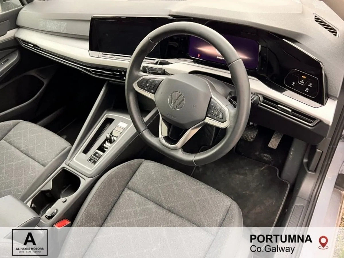 Volkswagen Golf AUTOMATIC LIFE 1.0eTSI *LOW MILEAG - Image 6