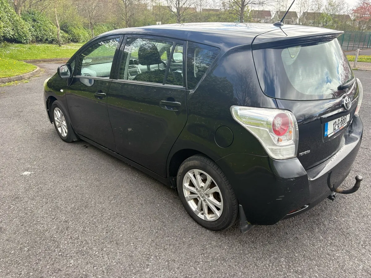 2012 Toyota Verso 2.0 D4D *Read Add* - Image 3