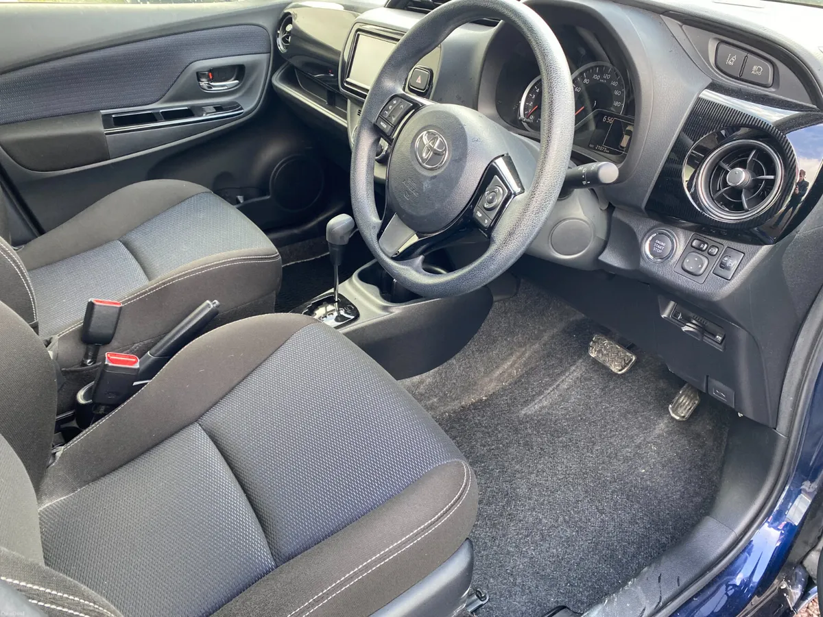 Toyota Vitz 1.3L PETROL AUTO - Image 4