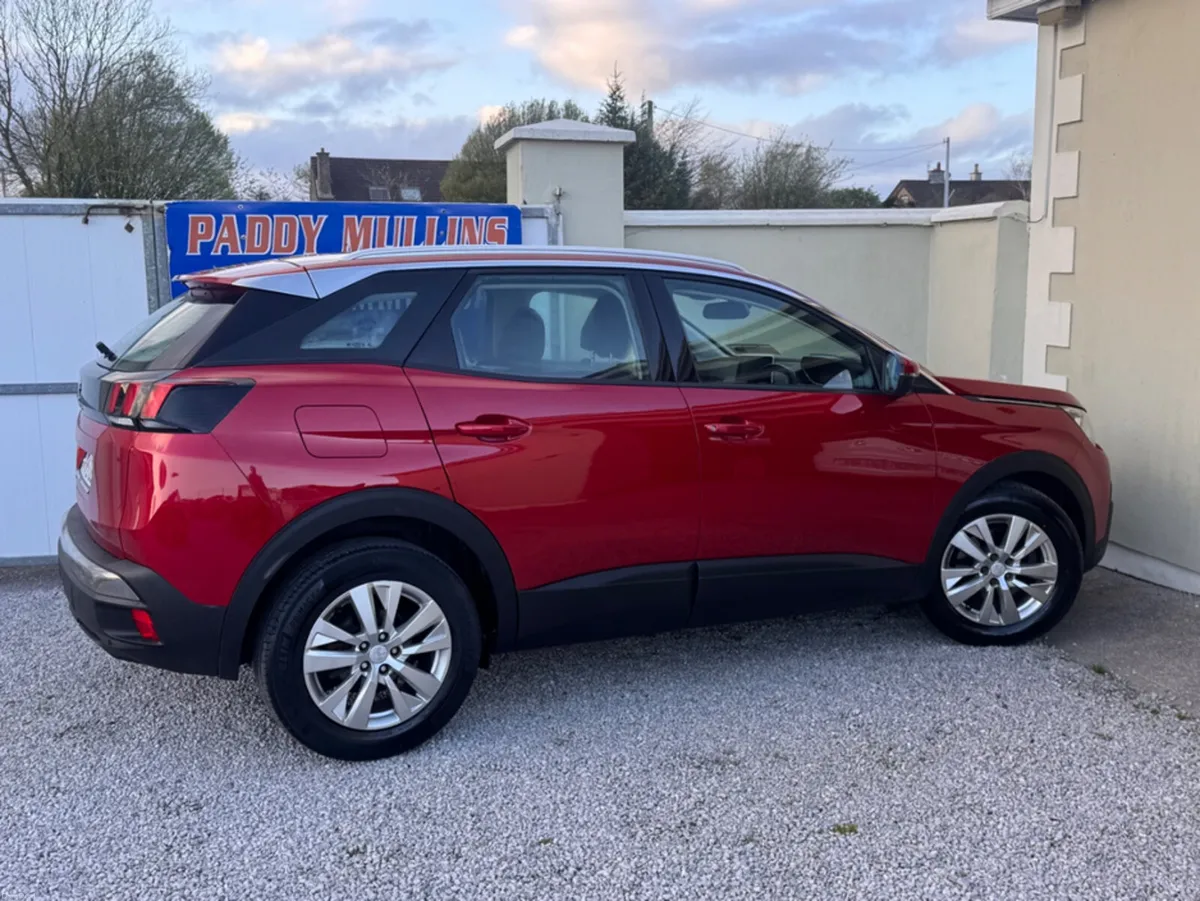 Peugeot 3008 ACTIVE 1.6 BLUE HDI 120 4 4DR - Image 4