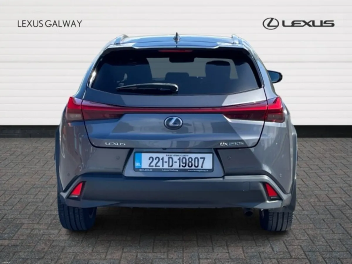 Lexus UX Dynamic FWD (Car Play std) // Remote Cent - Image 5