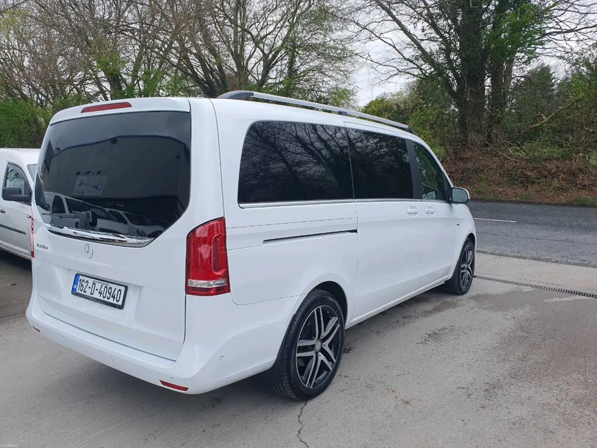 Mercedes V220 Avantgarde sport long(tiny miles) - Image 4