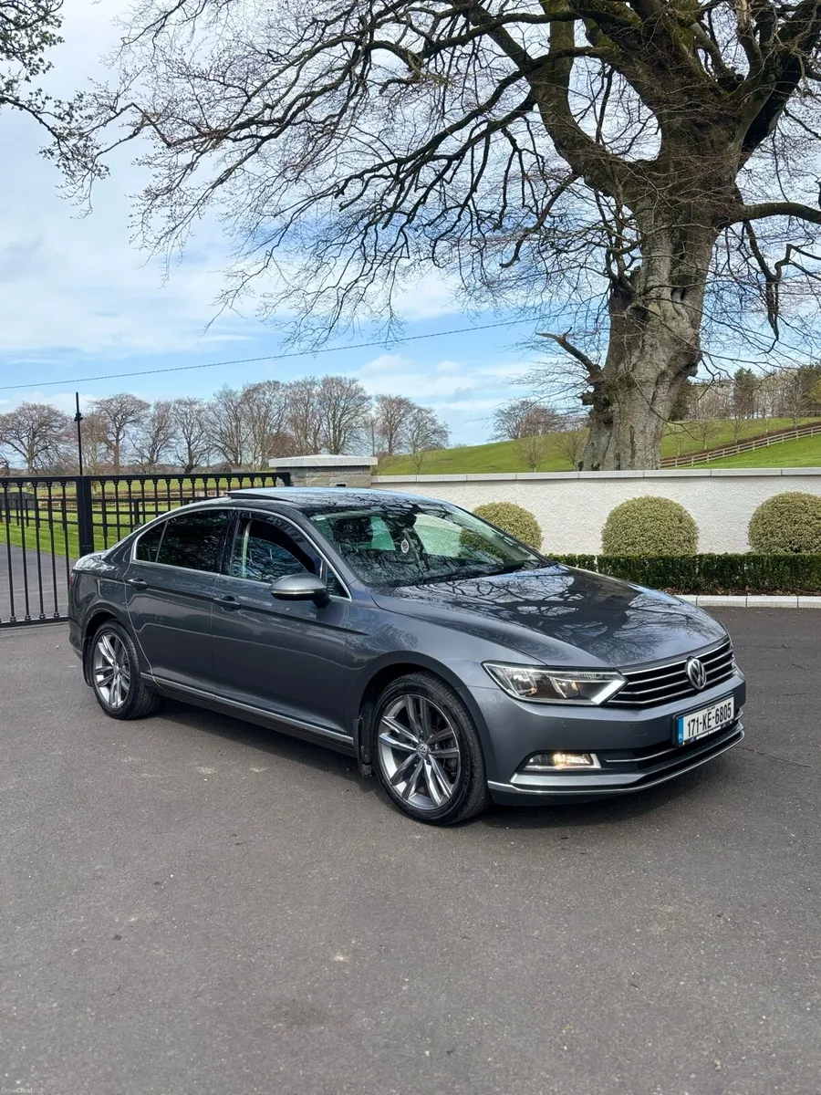 Volkswagen Passat - Image 1