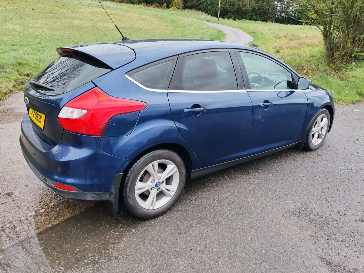 Ford Focus 2012 - Image 4
