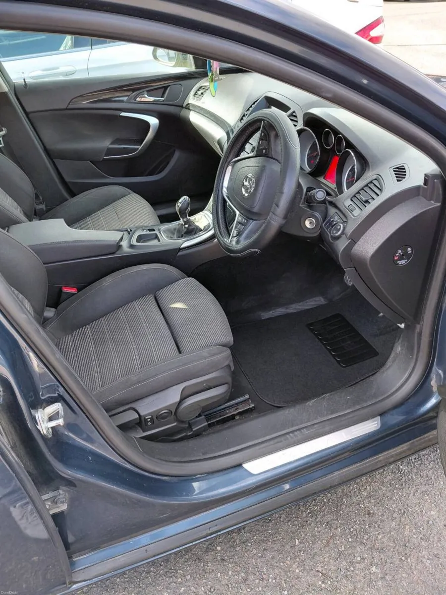 Vauxhall insignia 2.0 diesel - Image 3