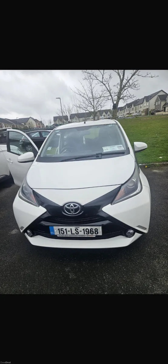 Toyota Aygo 2015 - Image 2