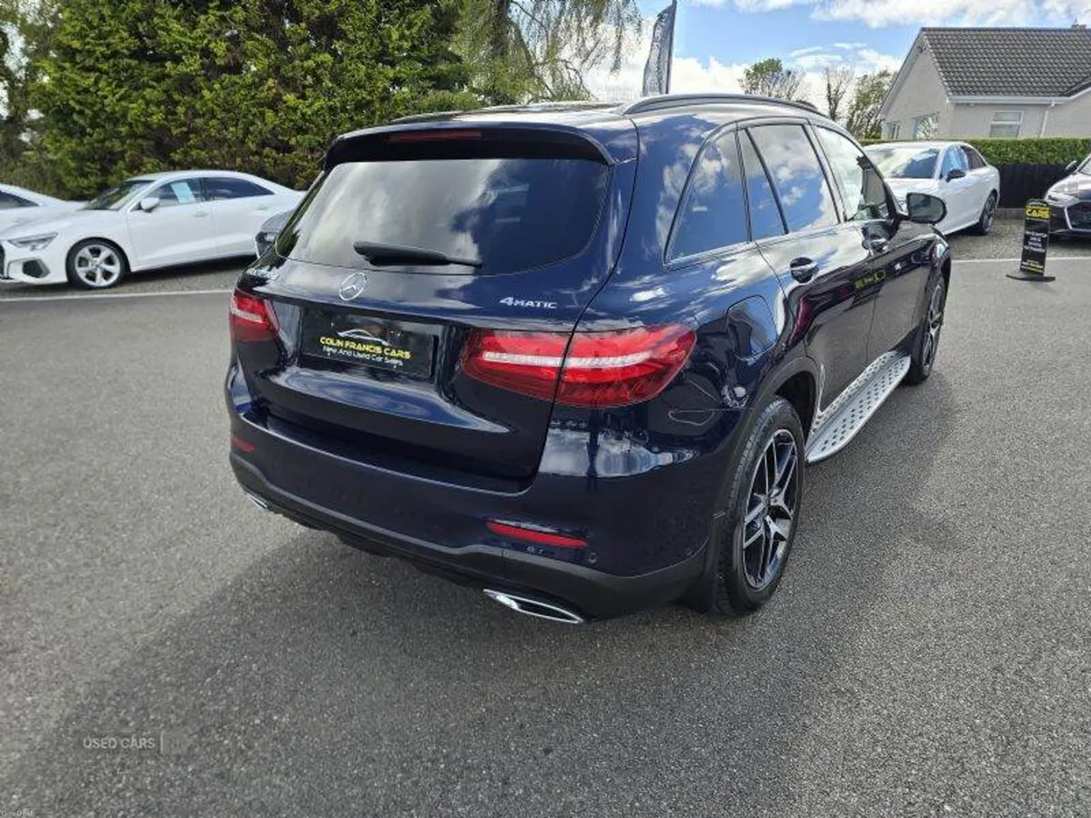 Mercedes-Benz GLC SUV AMG Line - Image 4