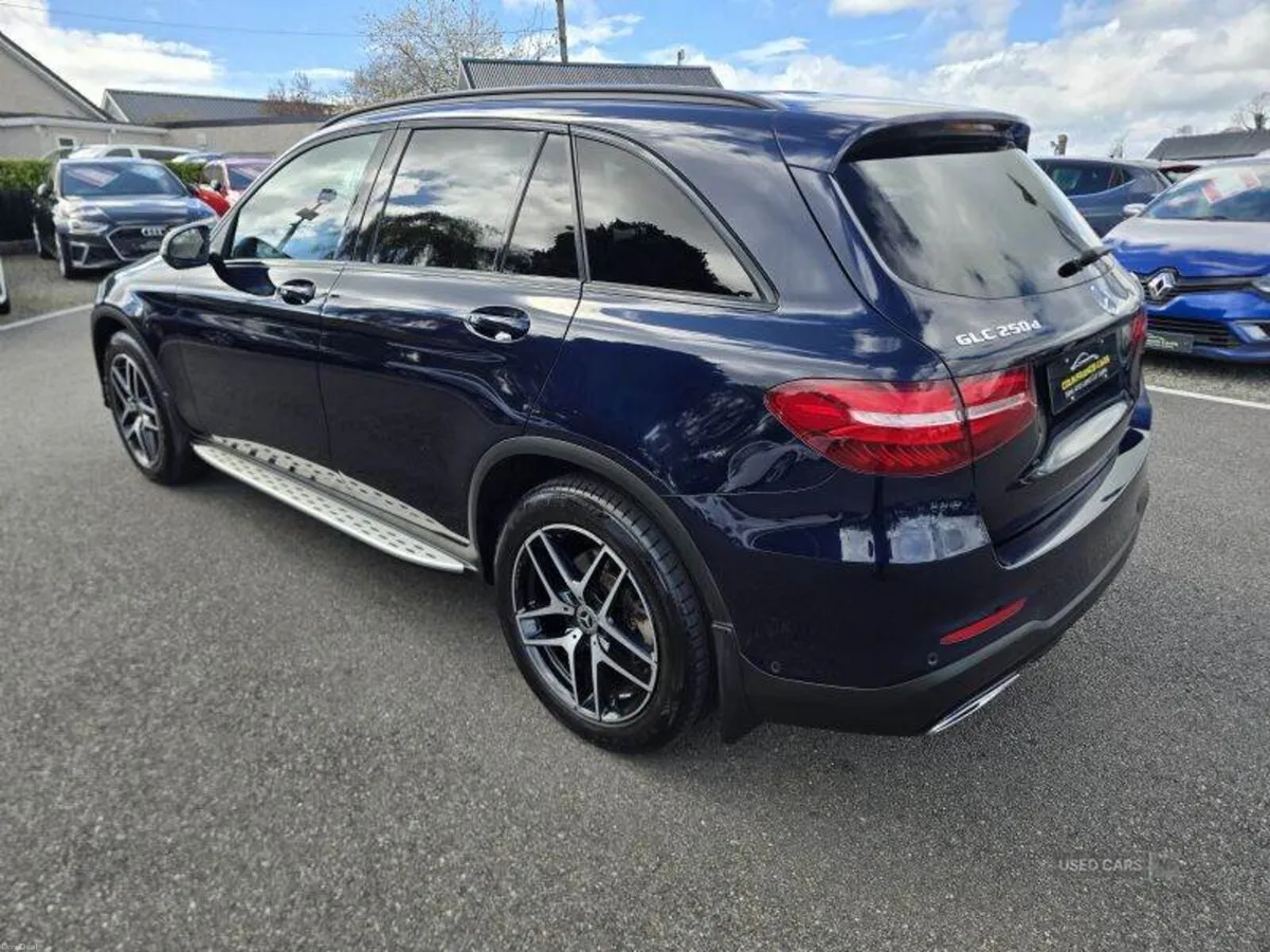 Mercedes-Benz GLC SUV AMG Line - Image 3