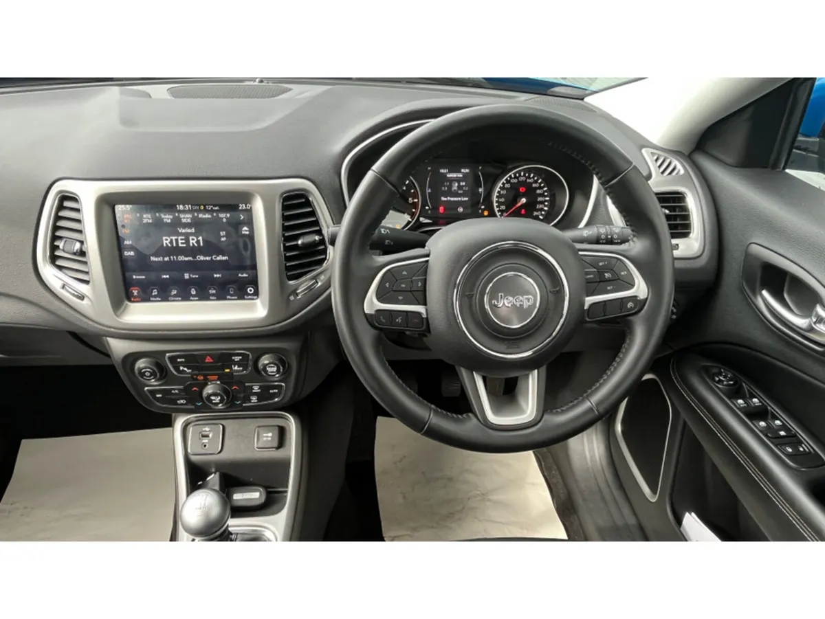 Jeep Compass 1.6 MJET 120HP LONGITUDE * L@@k @ Low - Image 4