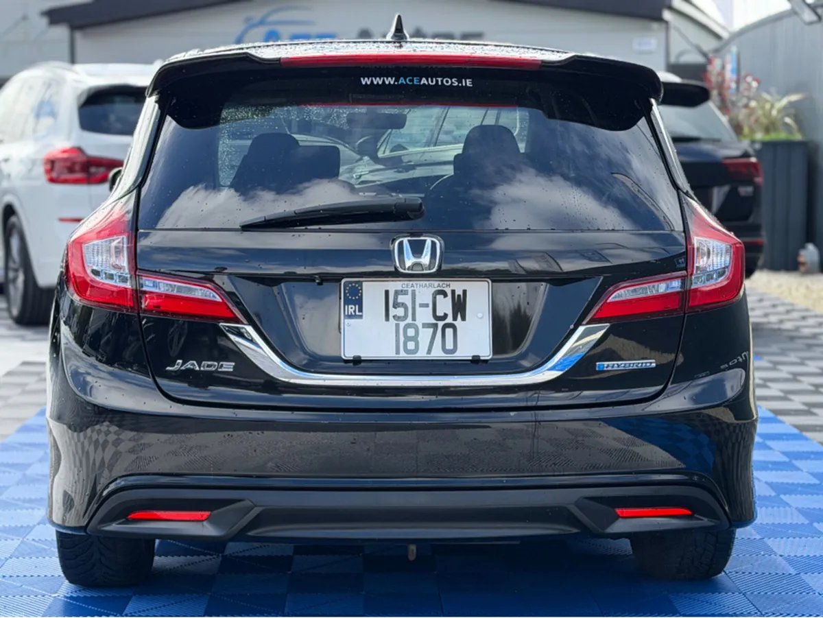 Honda Jade 1.5 PETROL HYBRID - 6 SEATS - AUTO - 12 - Image 6