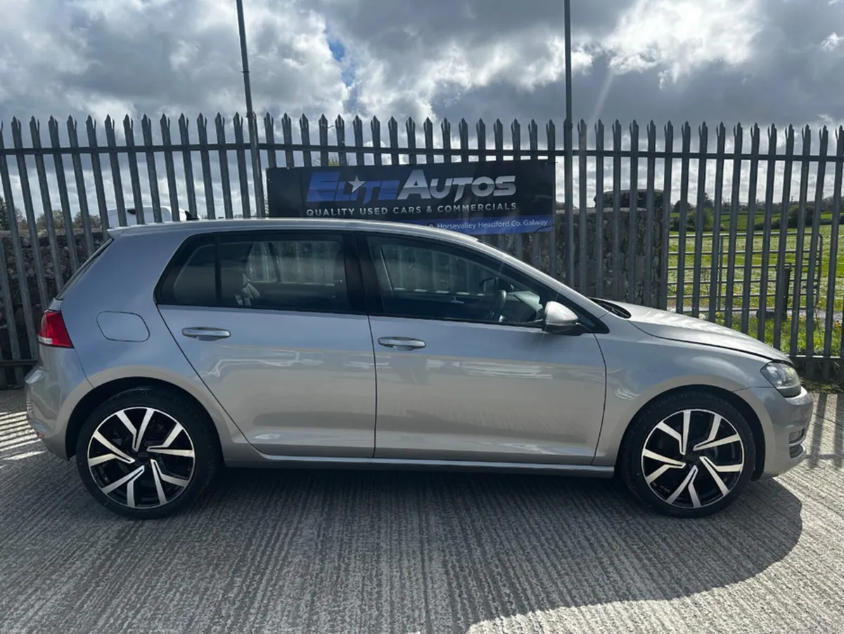 Volkswagen Golf COMFORTLINE TSI AUTOMATIC 1.2 - Image 2
