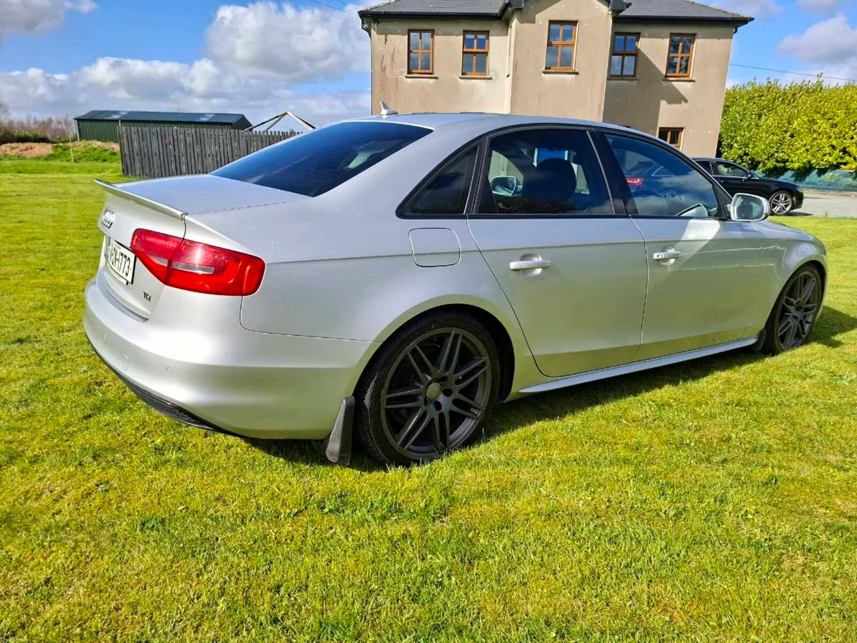 Audi a4 2.0 TDI S-LINE - Image 2
