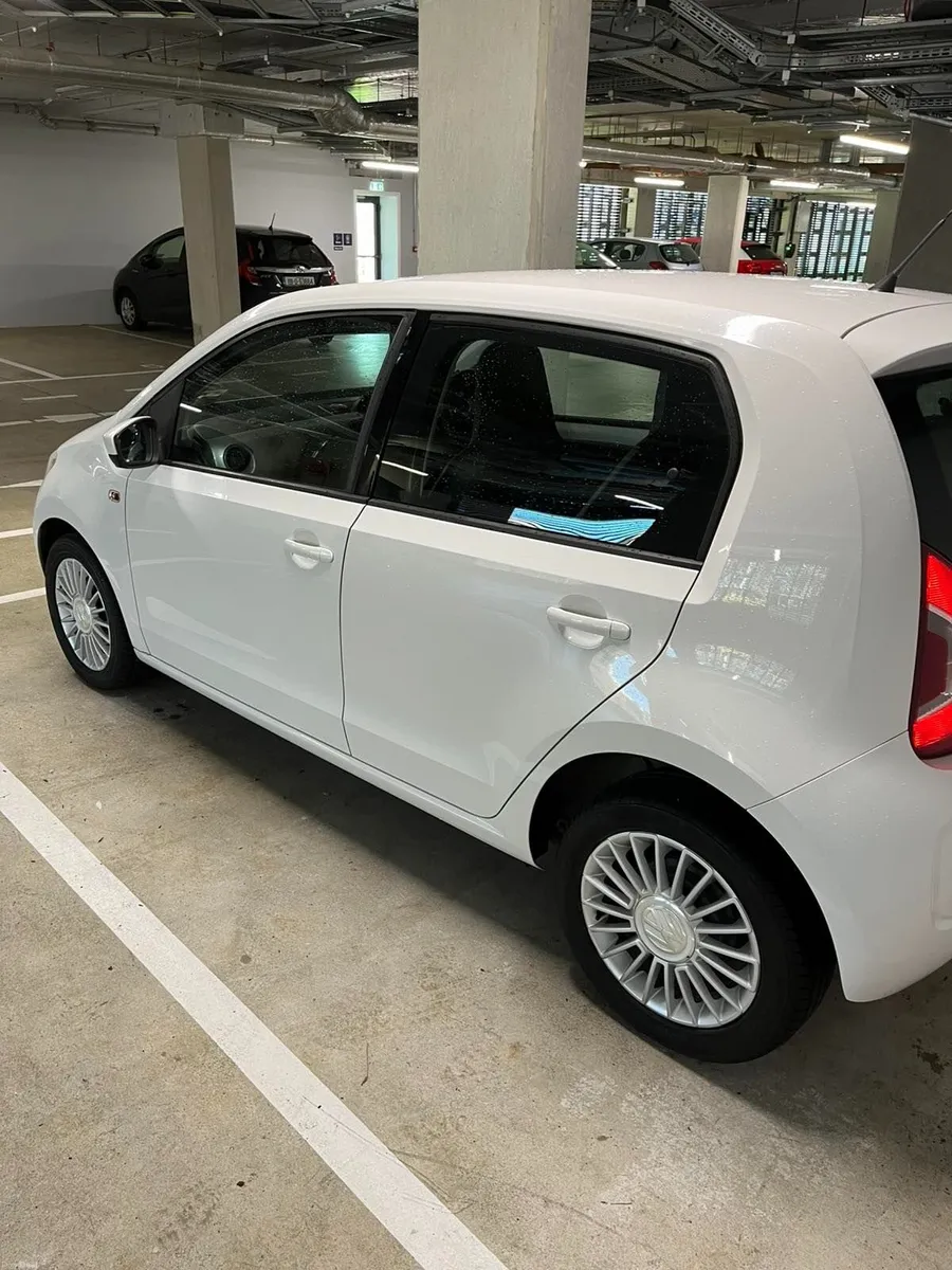 Volkswagen up! 2013 Automatic - Image 2