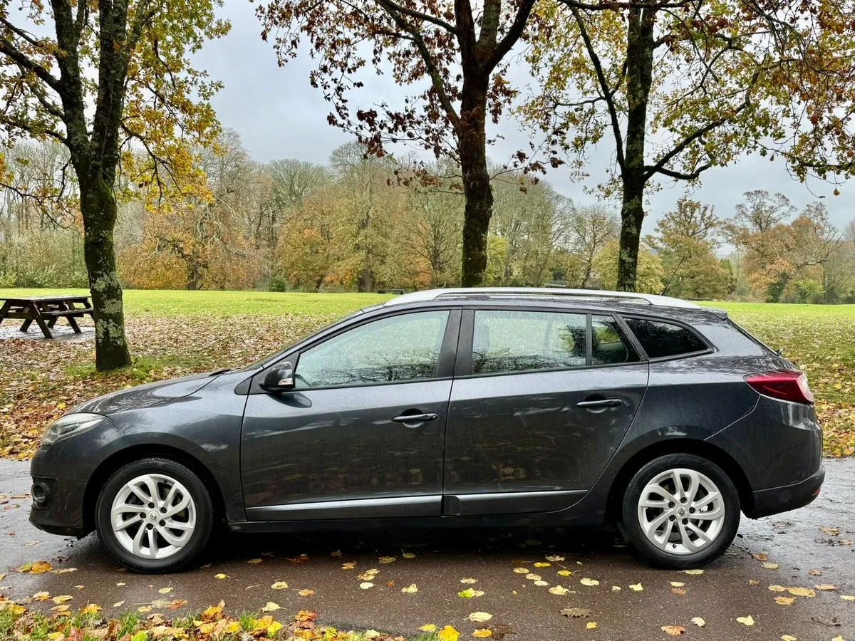 Renault Megane Estate New Nct ! - Image 2