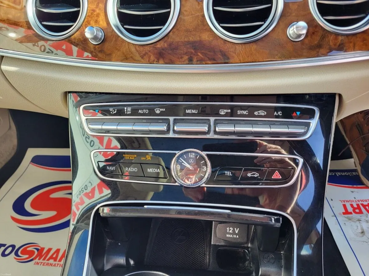 Mercedes-Benz E-Class E 220 D EXCLUSIVE A/T - Image 4