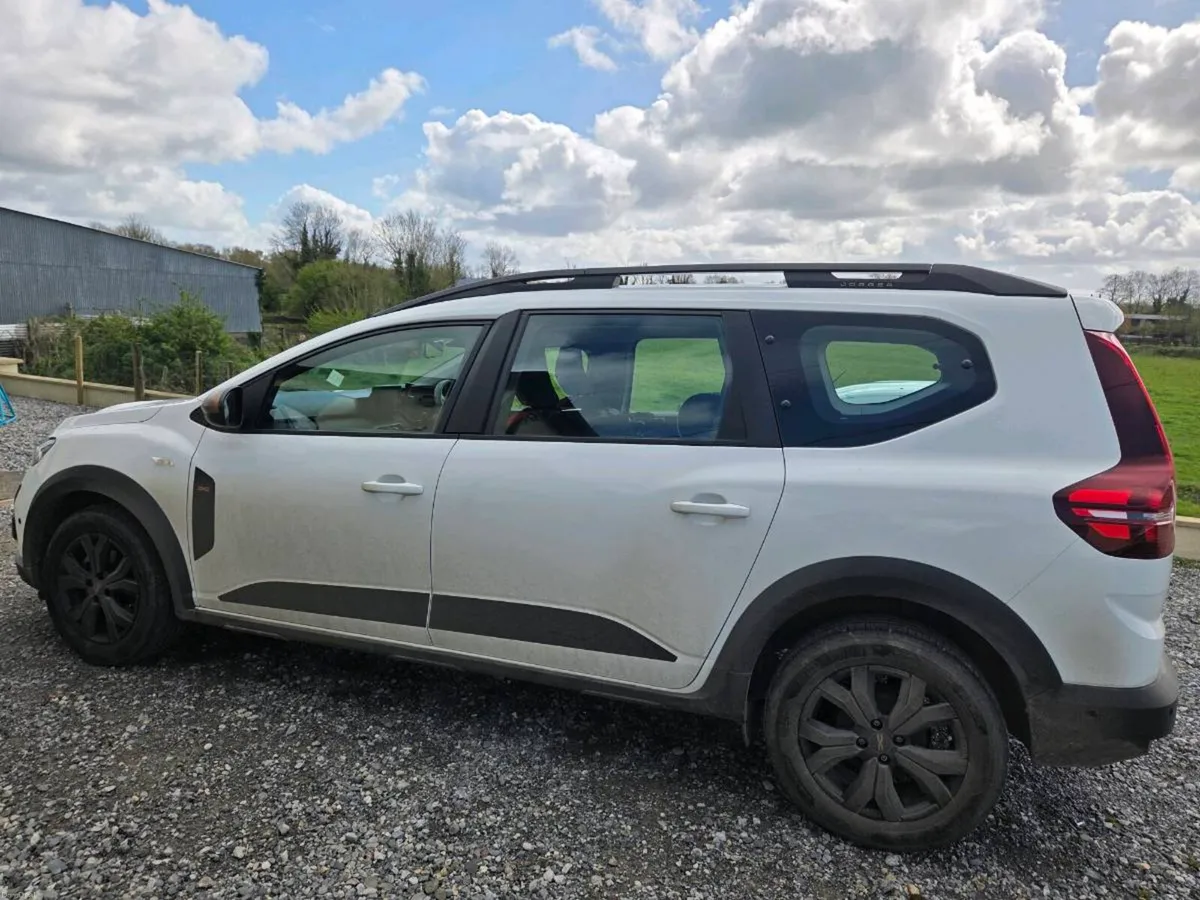 Dacia jogger extreme se TCE - Image 2