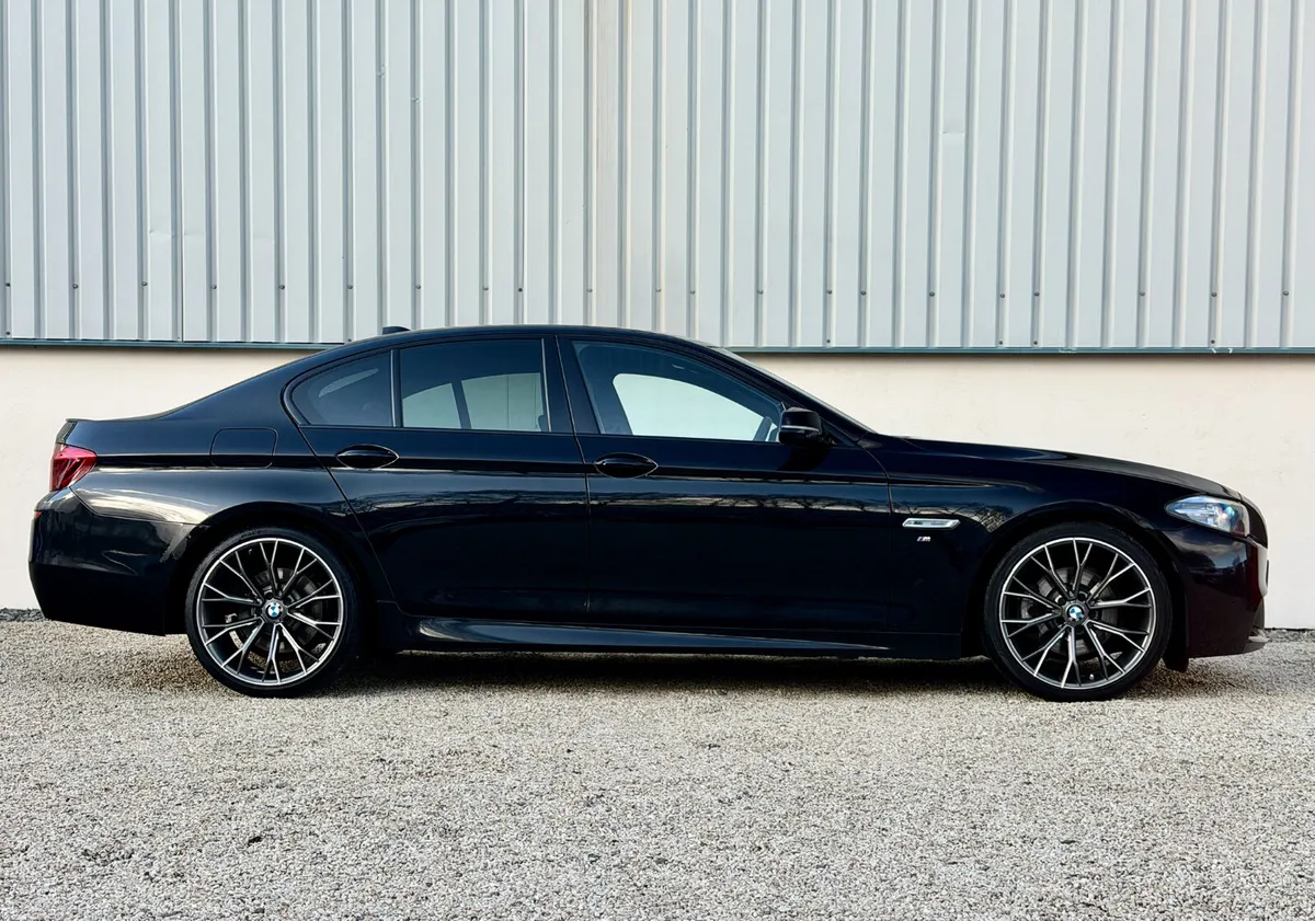 2016 BMW 520D Msport - Image 3