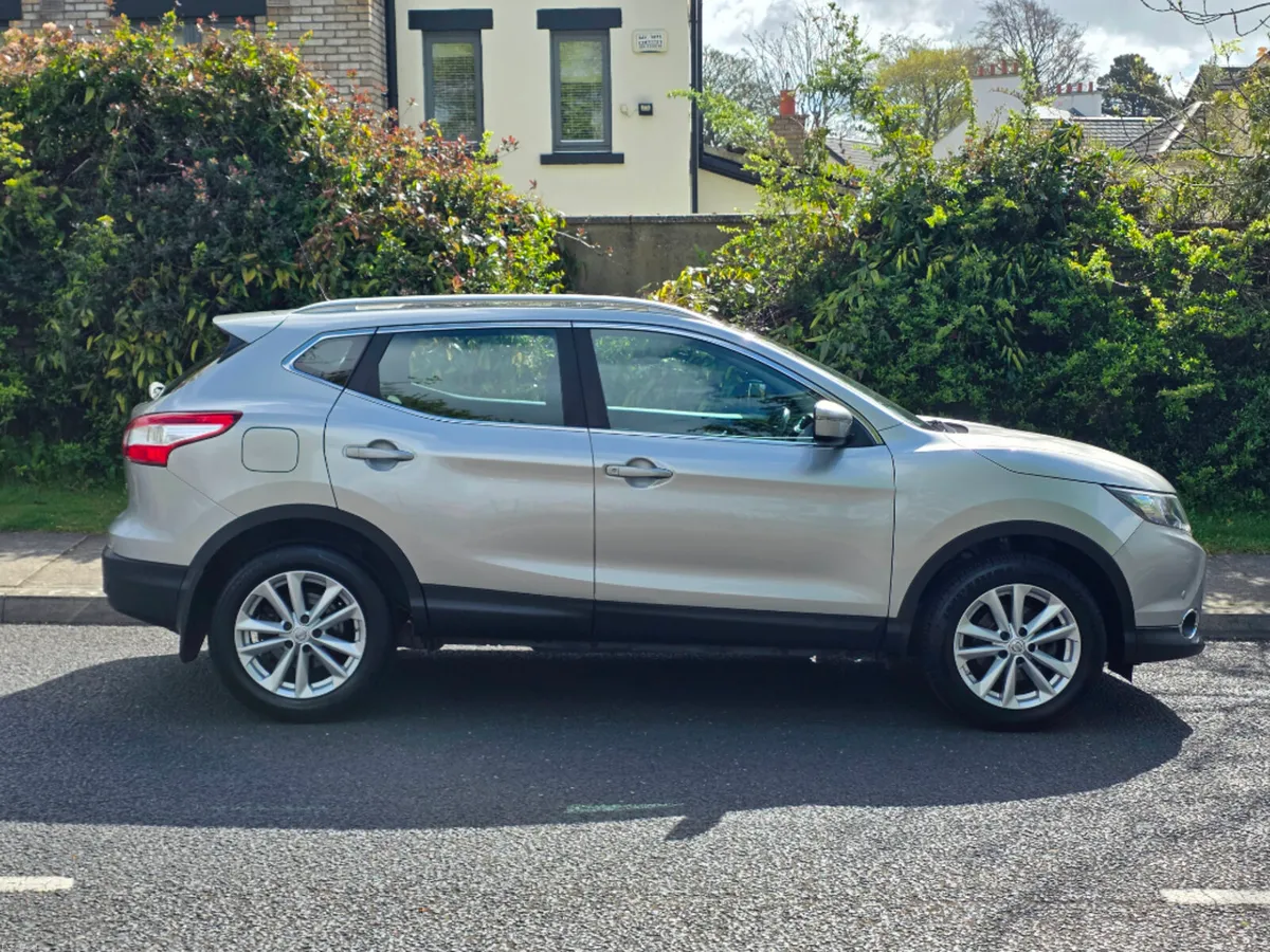 Nissan Qashqai 1.5 SV MY16 Sp+nc E6 4DR - Image 3