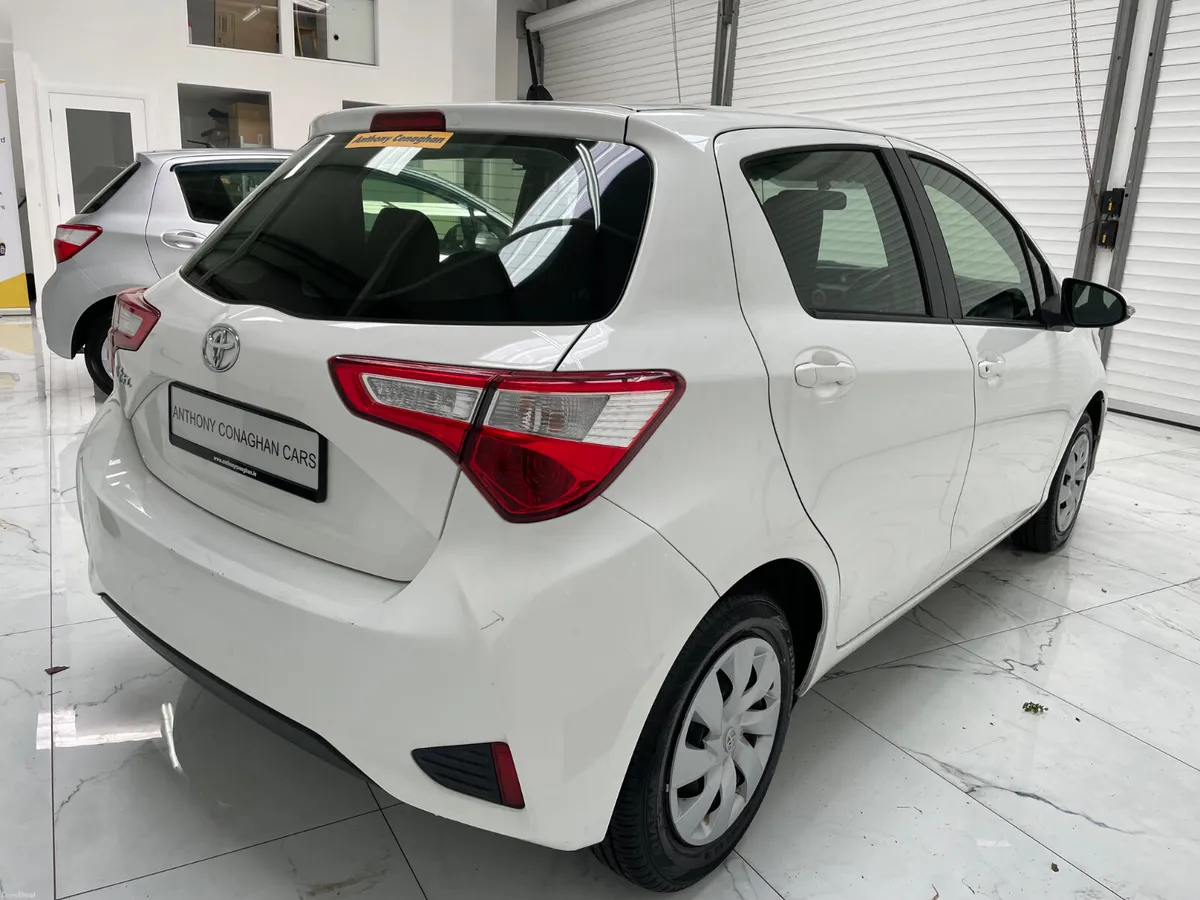 2018 Toyota Yaris Vitz 1.0 Petrol Auto - Image 3