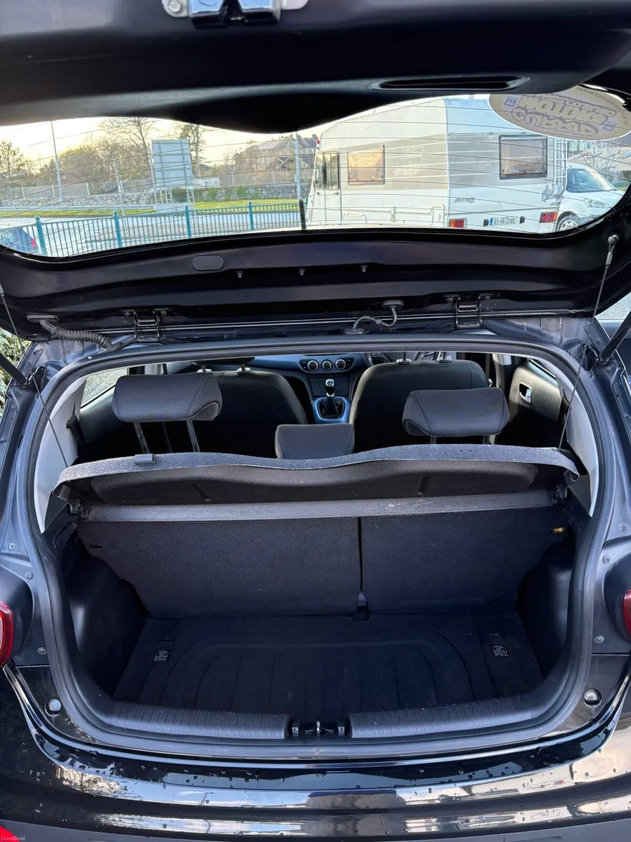 hyundai i10 - Image 3