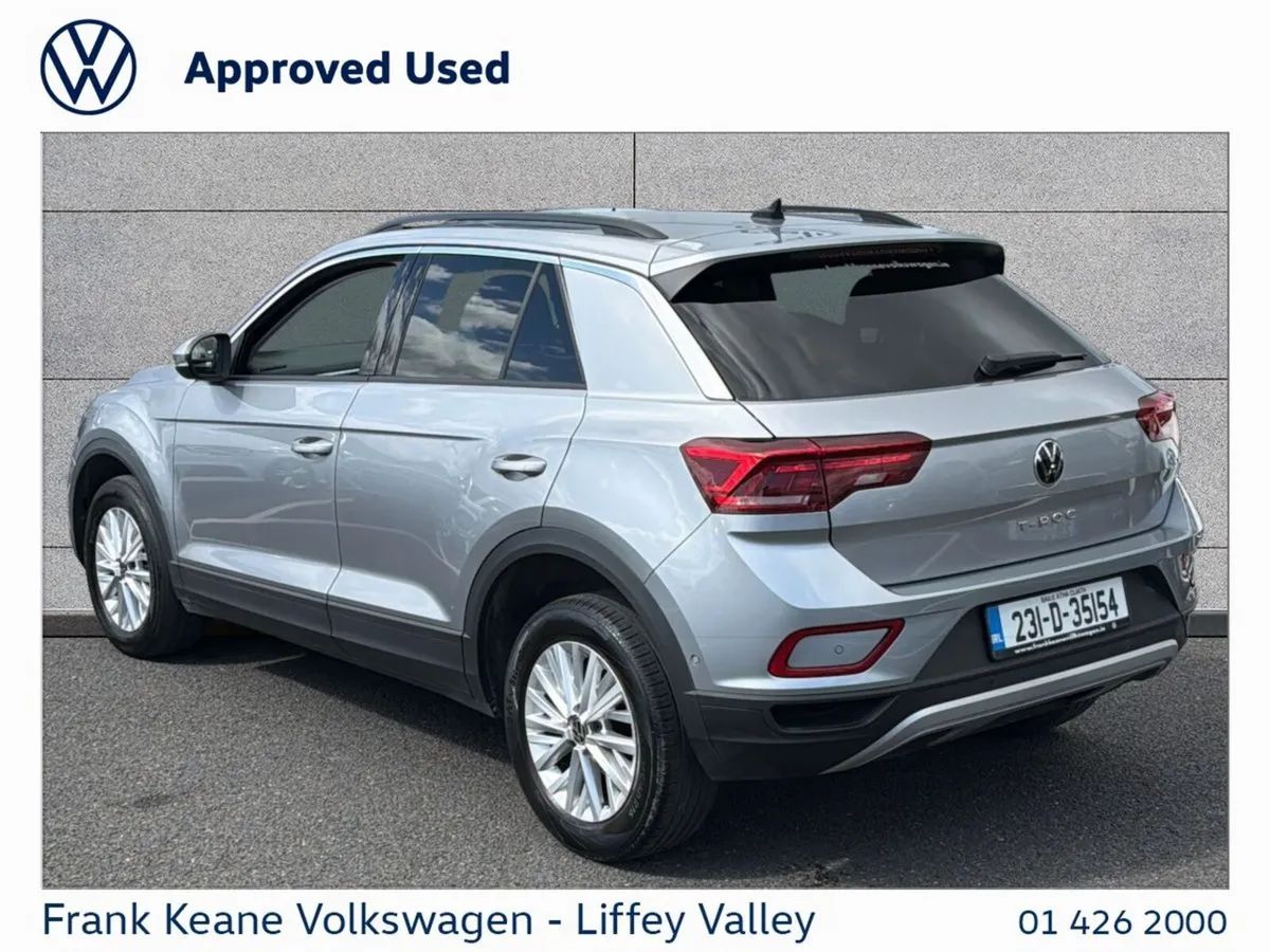 Volkswagen T-Roc LIFE 1.0 TSI 110HP *PYRITE SILVER - Image 3