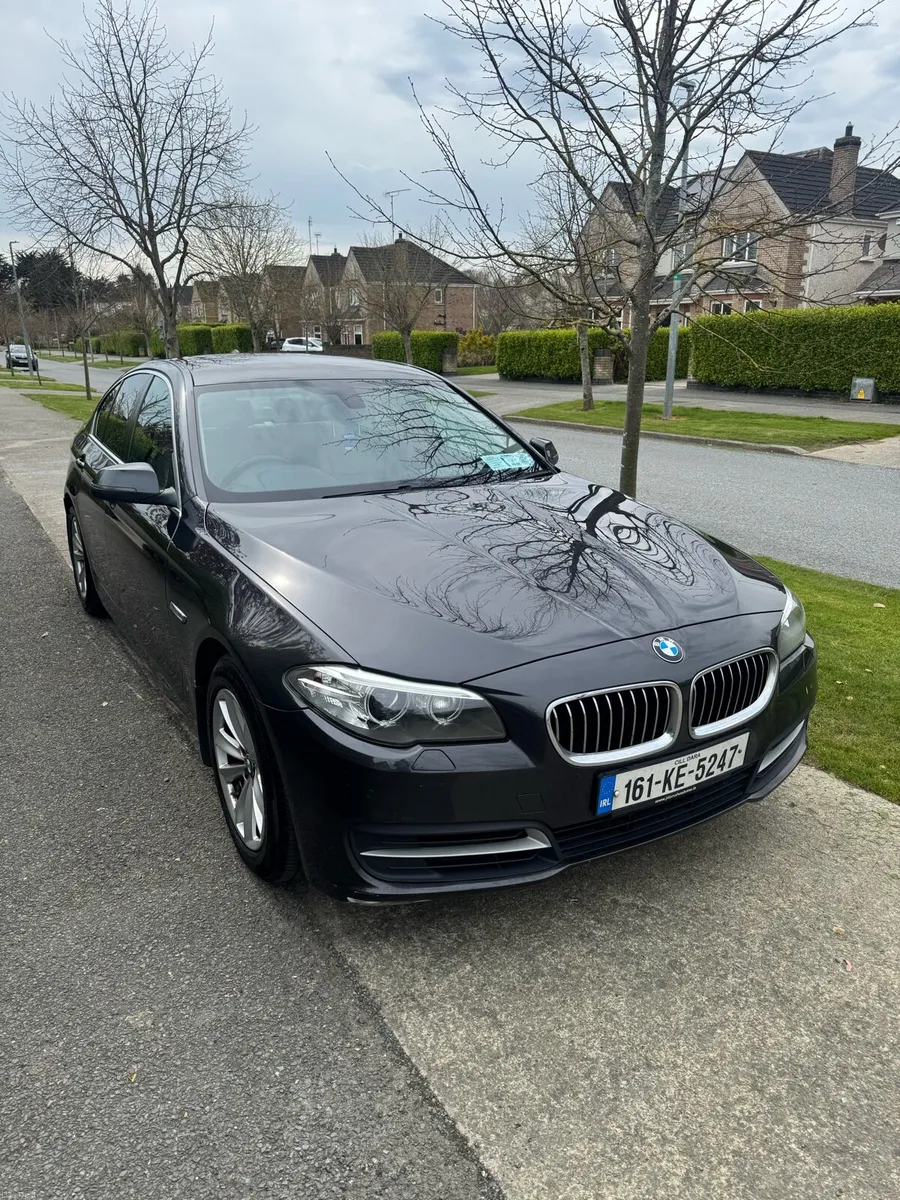 2016 BMW 5 Series - Image 2