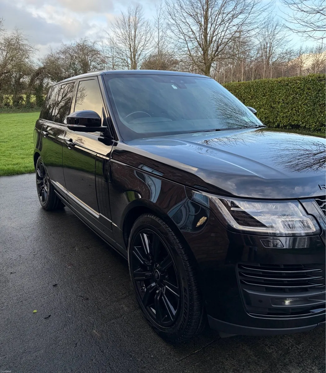 Land Rover Range Rover P400e Autobiography - Image 3