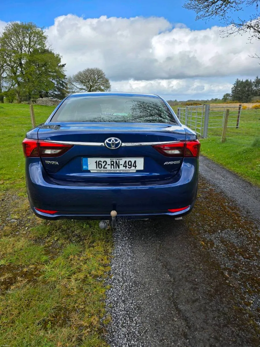 Toyota Avensis - Image 5