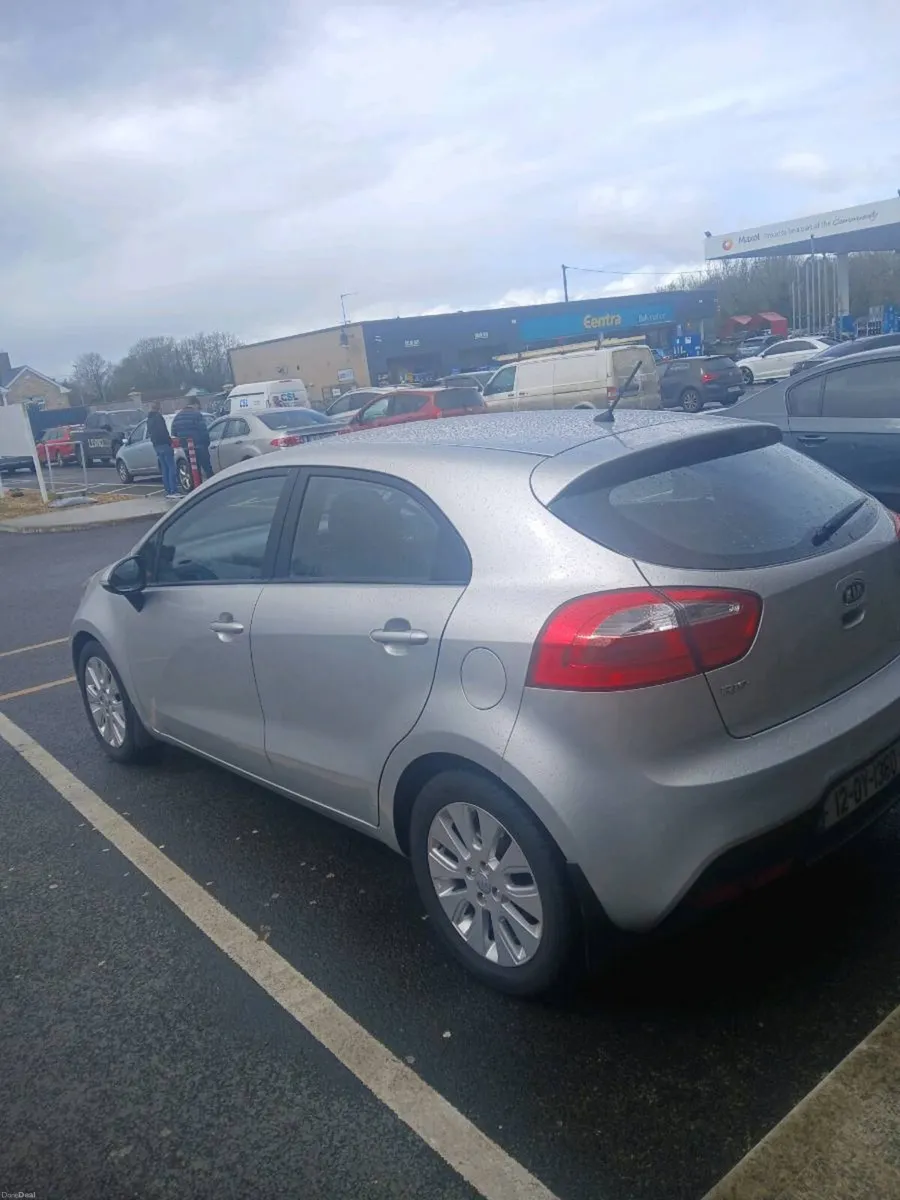 Kia Rio 1.4 Crdi EX model, NCT to Feb 2027 - Image 3